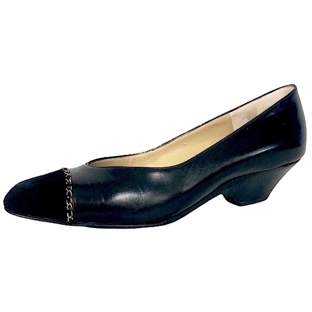 VINTAGE Bruno Magli Black Italian Leather Suede Gold Chain Cap Toe Pumps